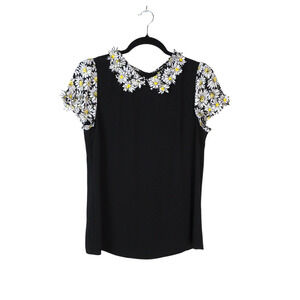 Anthropologie Maeve Fluttered Daisy Short‎ Sleeve Blouse Sz 8 EUC Floral Quirky